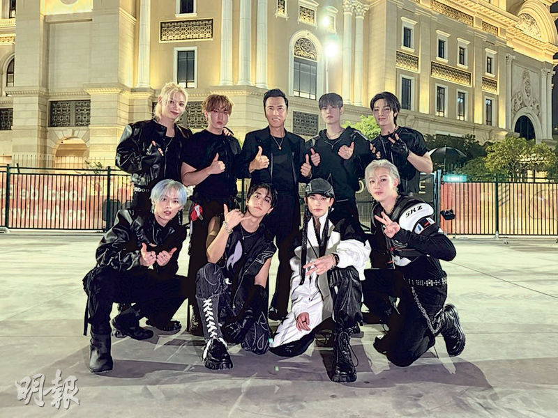 Stray KidsTMA 4  ZB1mSOHnPqjP