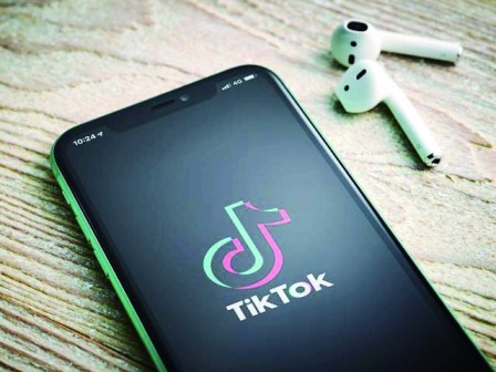 TikTokѨq