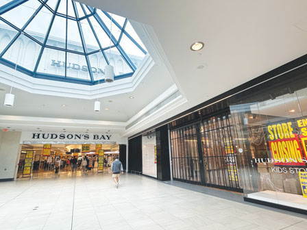 Hudson's BayPu~ O8300HQ򻺴O