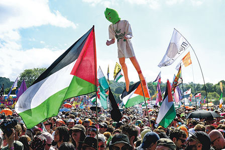 ^Glastonburyָ`Ǧ޲զXڤH