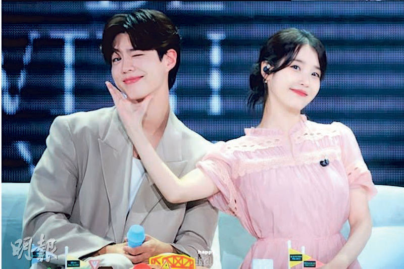 IU߫Gۦ_C|