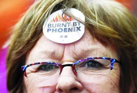 PhoenixnӮ׼@ bƤȭvT