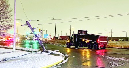ydYqu 600vӤ_q